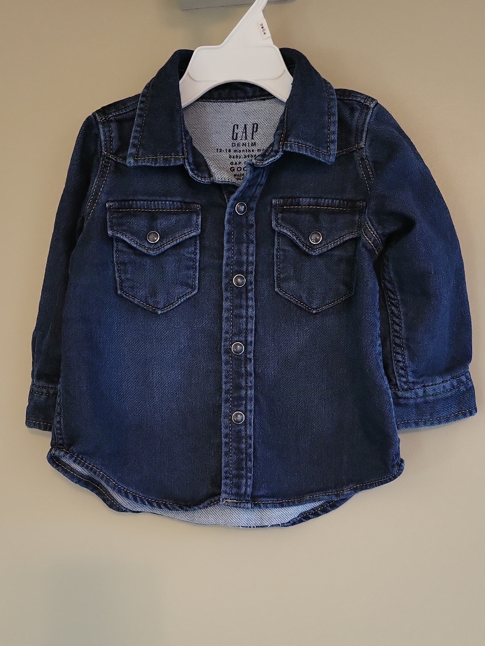 GAP soft denim snap button shirt